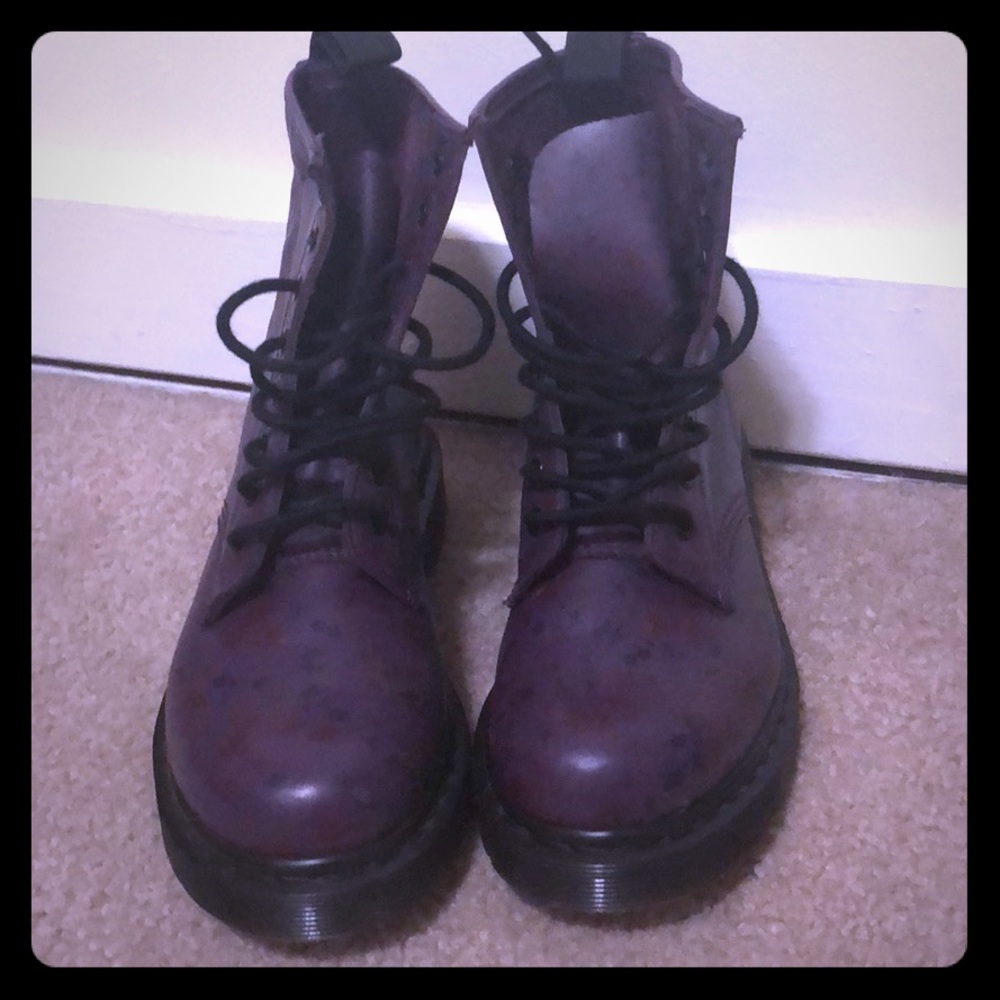 VERY GENTLY USED Dr. Marten’s floral combat boots